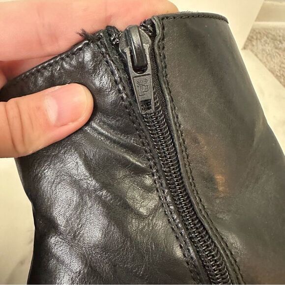 Charleston Shoe Co. Black Leather Drake Ankle Heeled Bootie Size 10 Date Party - Picture 12 of 16